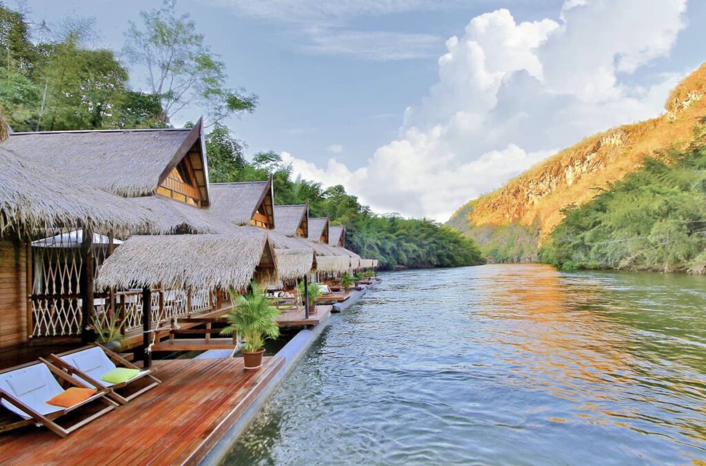 Float House Hotel Kanchanaburi