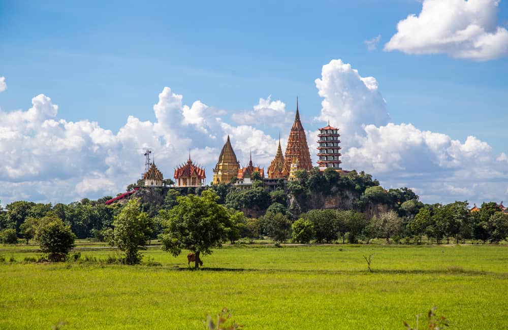 Wat Tham Khao Noi Temple