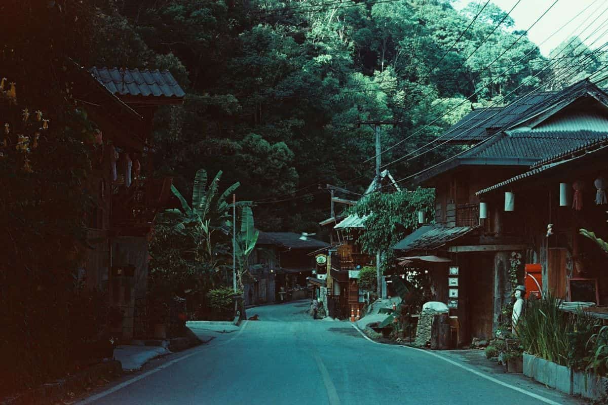 Mae Kampong Village