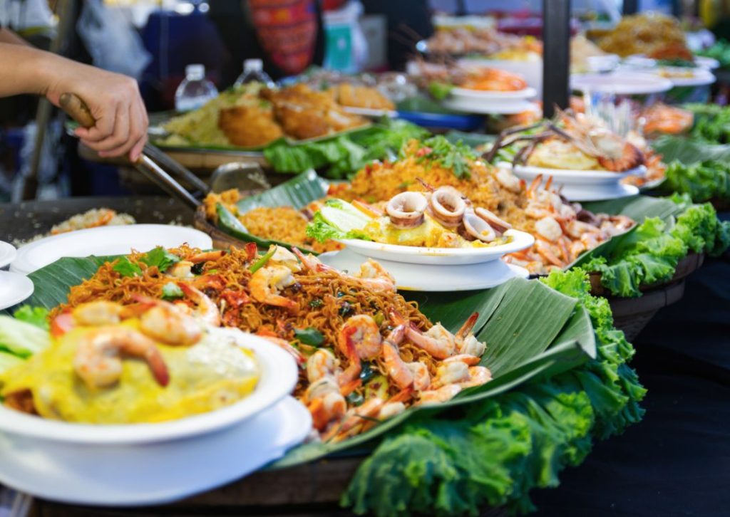 Nourriture thai: riz en curry