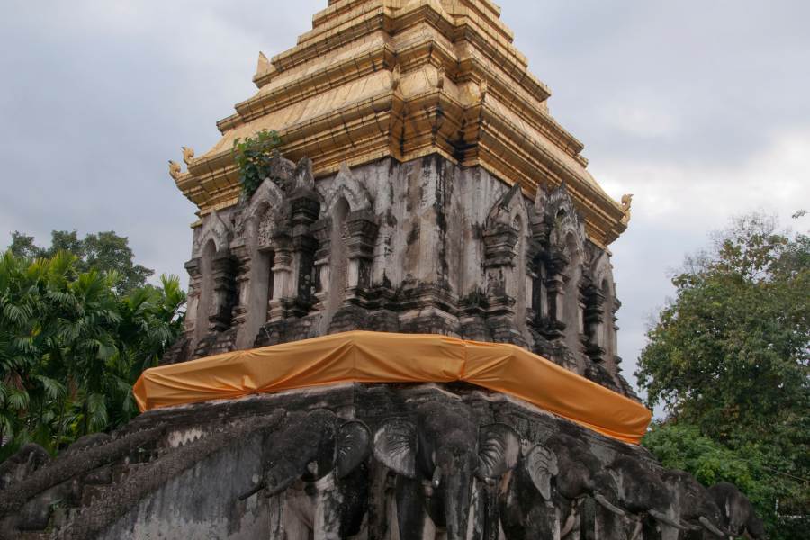 Chedi Chang Lom, Chedi Elephant
